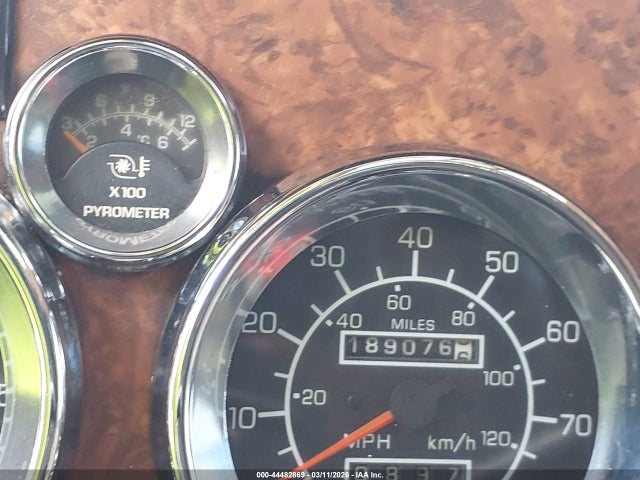 Продажа на аукционе авто 2005 Kenworth Construction W900, vin: 1XKWDB9X35J073377, номер лота: 44482869