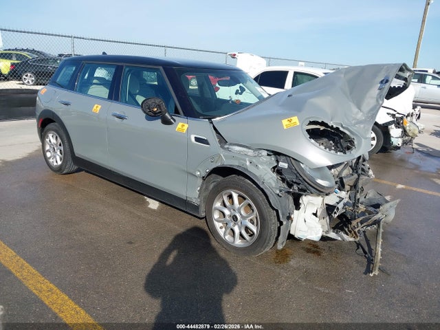 2017 MINI CLUBMAN WMWLN5C55H2E32618
