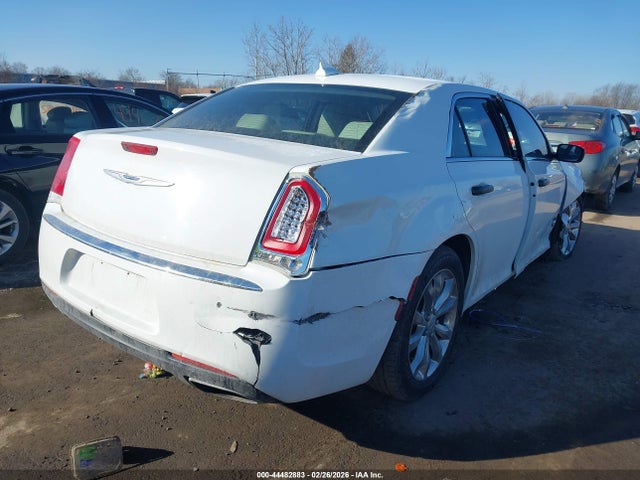 Продаж на аукціоні авто 2018 Chrysler 300 Limited Awd, vin: 2C3CCAKG6JH194989, номер лоту: 44482883