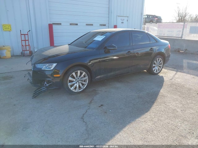 2017 AUDI A4 WAUANAF44HN004649 Photo 1