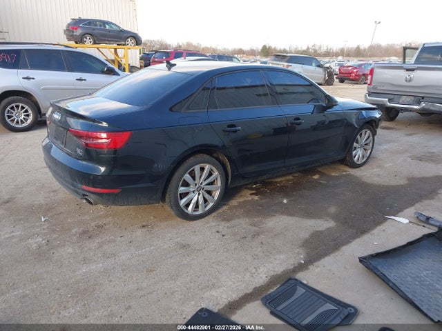 2017 AUDI A4 WAUANAF44HN004649 Photo 3