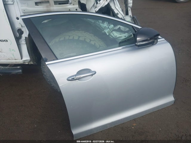 44482916 :رقم المزاد ، SAJWA1CB2CLV25981 vin ، 2012 Jaguar Xj مزاد بيع