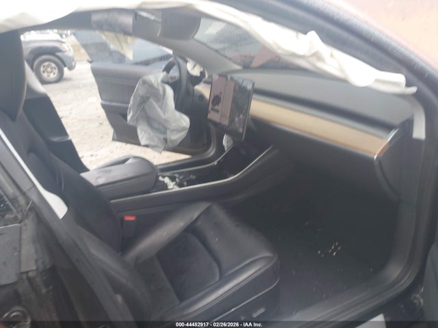 5YJ3E1EA0KF296793 Tesla MODEL 3