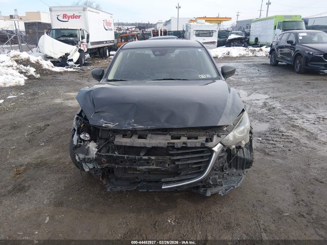 Продажа на аукционе авто 2018 Mazda Mazda3 Sport, vin: 3MZBN1U78JM165684, номер лота: 44482927