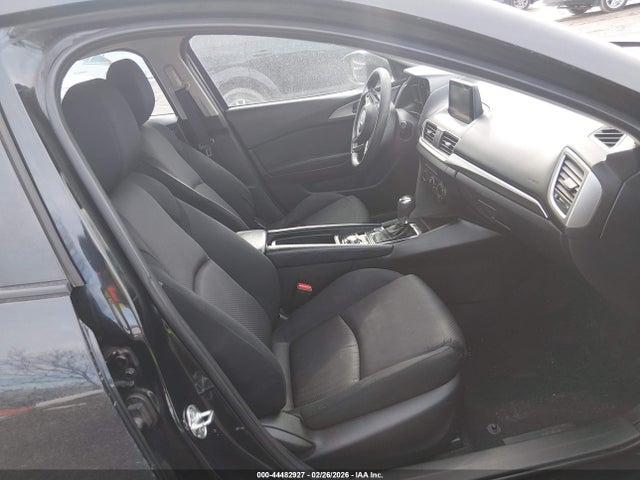 Продажа на аукционе авто 2018 Mazda Mazda3 Sport, vin: 3MZBN1U78JM165684, номер лота: 44482927