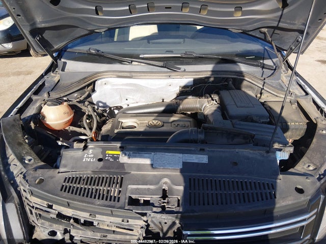 44482967 :رقم المزاد ، WVGAV3AX9DW608505 vin ، 2013 Volkswagen Tiguan Se مزاد بيع