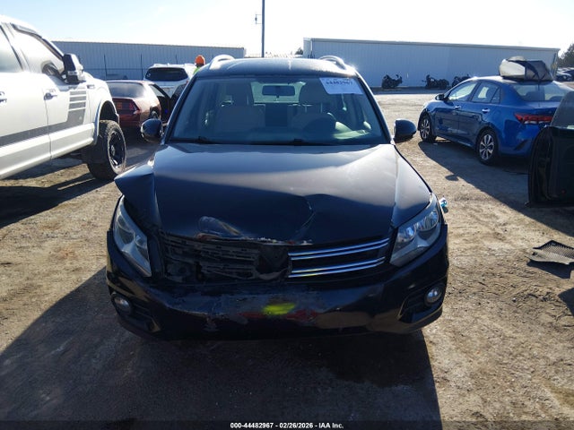 44482967 :رقم المزاد ، WVGAV3AX9DW608505 vin ، 2013 Volkswagen Tiguan Se مزاد بيع