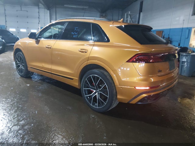 2021 AUDI Q8 WA1EVAF19MD013402 Photo 2