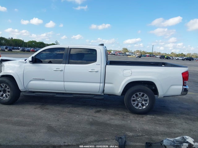Продаж на аукціоні авто 2017 Toyota Tacoma Sr5, vin: 5TFBZ5DN4HX002483, номер лоту: 44483033