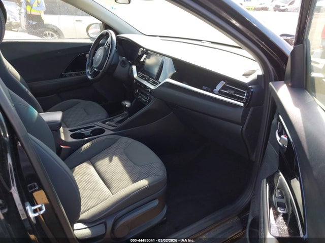 KIA Niro Lxs 2022 KNDCB3LC4N5548351 Image 5