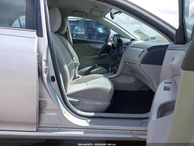 44483079 :رقم المزاد ، 5YFBU4EE1DP133175 vin ، 2013 Toyota Corolla Le مزاد بيع