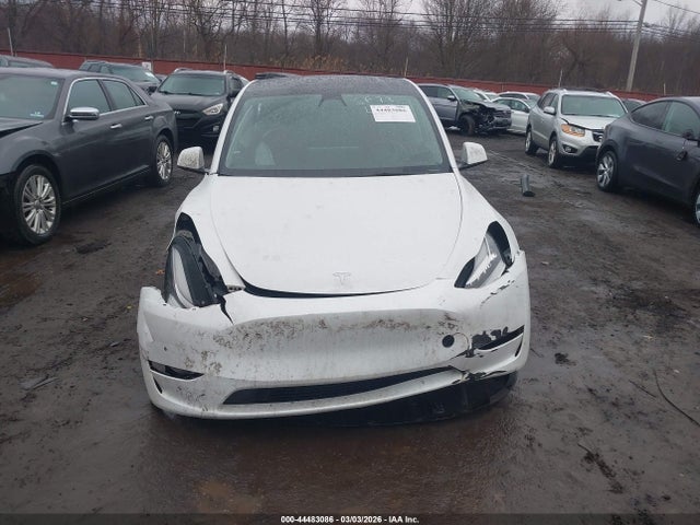 Aukcja sprzedaży 2022 Tesla Model Y Long Range Dual Motor All-wheel Drive, vin: 7SAYGDEE3NF320743, numer aukcji: 44483086