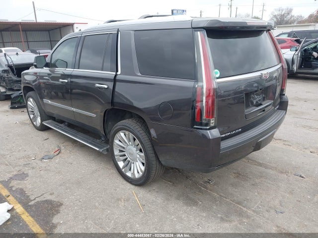 44483087 :رقم المزاد ، 1GYS4DKJ8JR216017 vin ، 2018 Cadillac Escalade Platinum مزاد بيع