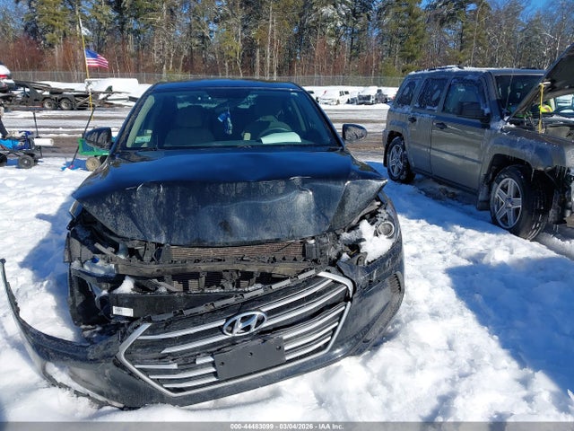 5NPD84LF5JH374268 Hyundai ELANTRA SEL