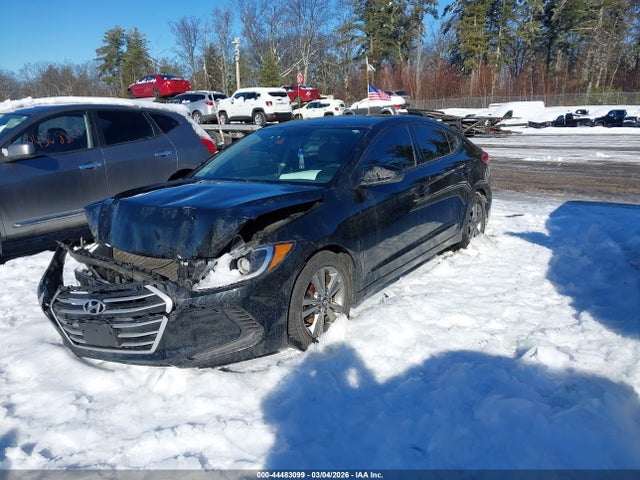5NPD84LF5JH374268 Hyundai ELANTRA SEL