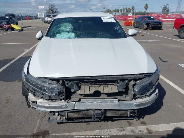 1HGCV1F35JA152438 Honda Accord Sport