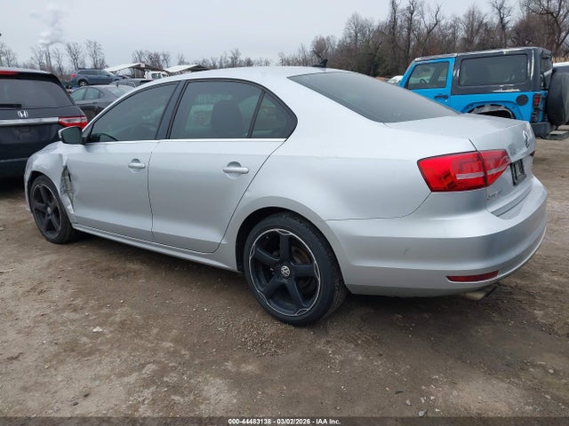 Продажа на аукционе авто 2015 Volkswagen Jetta 1.8t Se, vin: 3VWD07AJ6FM325935, номер лота: 44483138