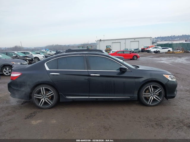 1HGCR2F15HA002123 Honda Accord Sport Se