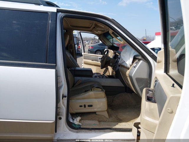 2011 FORD EXPEDITION 1FMJU1H5XBEF00747 Photo 4