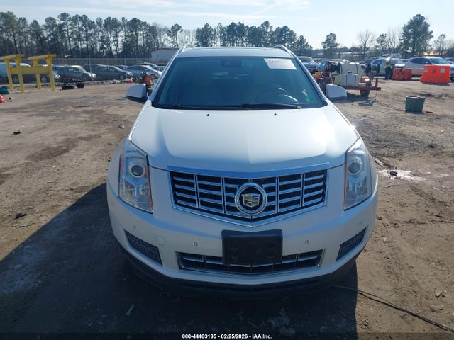 3GYFNEE36FS560340 Cadillac Srx Luxury Collection
