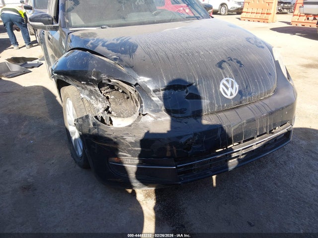2013 Volkswagen Beetle 2.0l Tdi მანქანა იყიდება აუქციონზე, vin: 3VWJL7AT8DM615943, აუქციონის ნომერი: 44483232