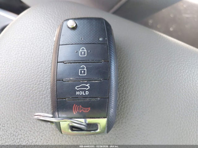 KNAFK4A65G5513110 KIA FORTE LX