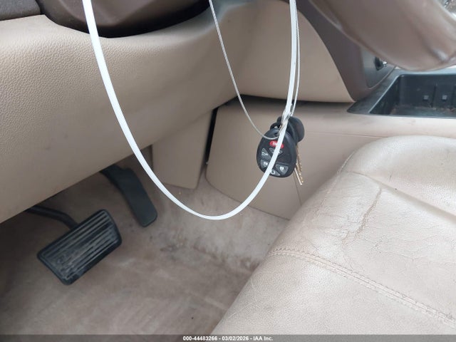 Продаж на аукціоні авто 2008 Gmc Yukon Slt, vin: 1GKFC13088J173052, номер лоту: 44483266
