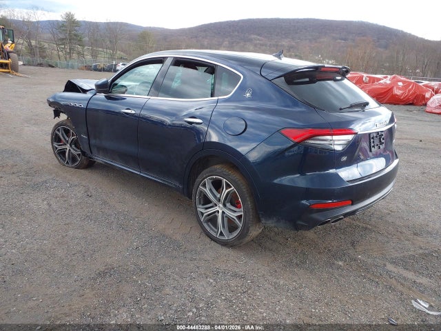 2021 MASERATI LEVANTE ZN661XUS2MX366145 Photo 2