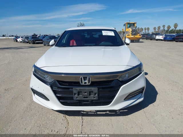 1HGCV1F31JA027811 Honda Accord Sport