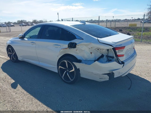 1HGCV1F31JA027811 Honda Accord Sport