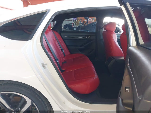1HGCV1F31JA027811 Honda Accord Sport