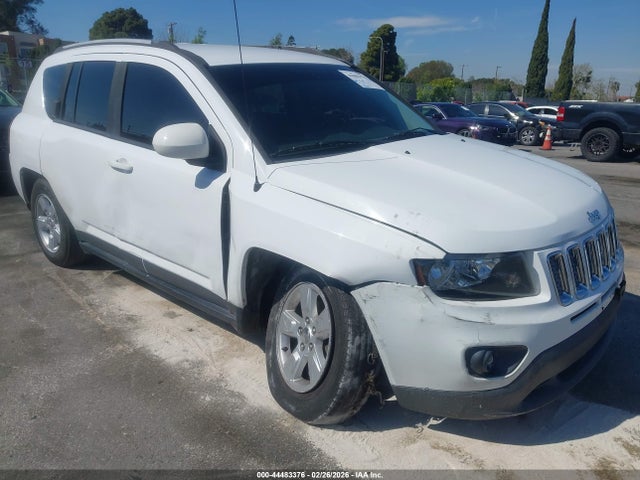 44483376 :رقم المزاد ، 1C4NJCEB8HD198295 vin ، 2017 Jeep Compass Latitude Fwd مزاد بيع