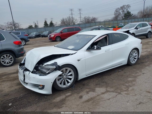 Продаж на аукціоні авто 2016 Tesla Model S 60d/70d/75d/85d/90d, vin: 5YJSA1E26GF141480, номер лоту: 44483394
