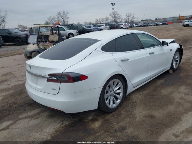 Продаж на аукціоні авто 2016 Tesla Model S 60d/70d/75d/85d/90d, vin: 5YJSA1E26GF141480, номер лоту: 44483394