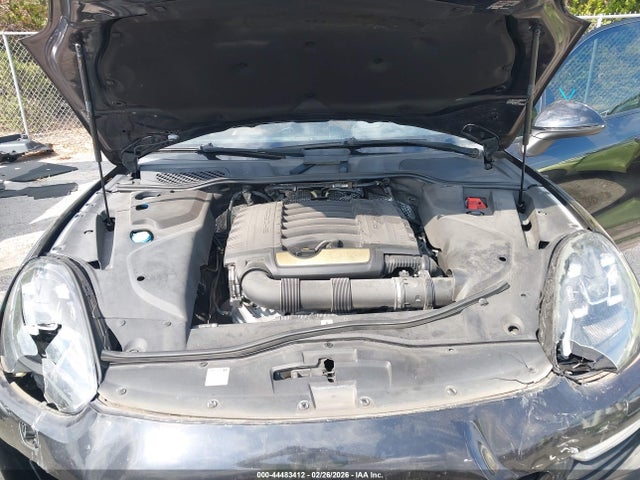 2017 PORSCHE CAYENNE WP1AA2A26HKA89455 Photo 9