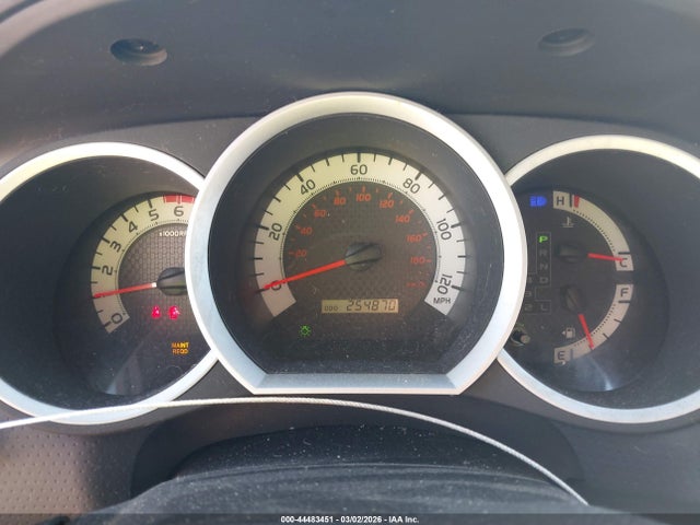 44483451 :رقم المزاد ، 3TMMU4FN3FM077712 vin ، 2015 Toyota Tacoma Base V6 مزاد بيع