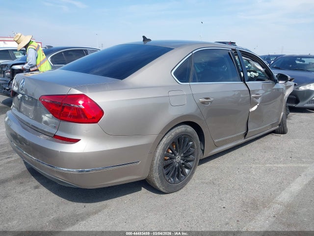 1VWBT7A39GC017192 Volkswagen Passat 1.8t Se