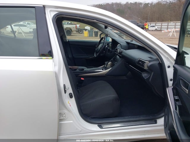 2017 LEXUS IS 300 JTHCM1D2XH5017887 Photo 4