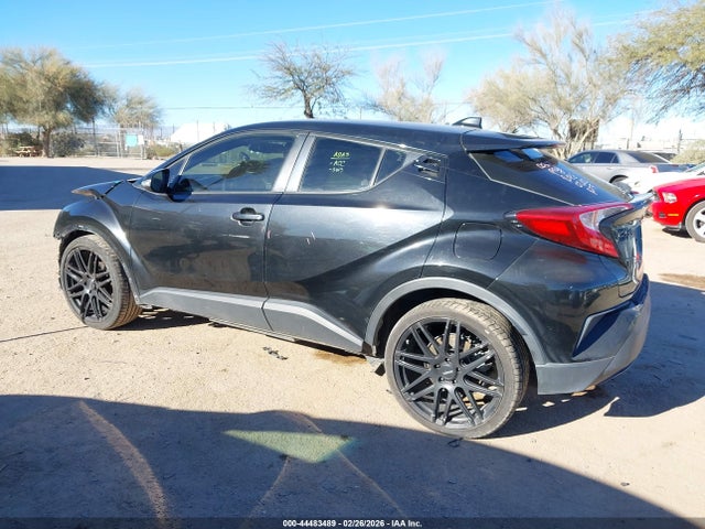 JTNKHMBX7K1026753 Toyota C-HR LE