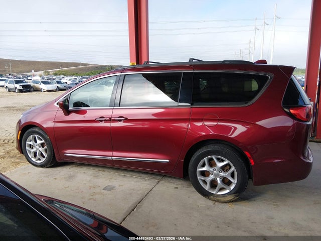 Aukcja sprzedaży 2017 Chrysler Pacifica Touring-l, vin: 2C4RC1BGXHR668663, numer aukcji: 44483493