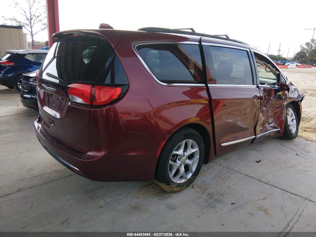Aukcja sprzedaży 2017 Chrysler Pacifica Touring-l, vin: 2C4RC1BGXHR668663, numer aukcji: 44483493