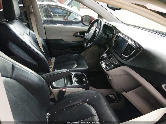 Aukcja sprzedaży 2017 Chrysler Pacifica Touring-l, vin: 2C4RC1BGXHR668663, numer aukcji: 44483493