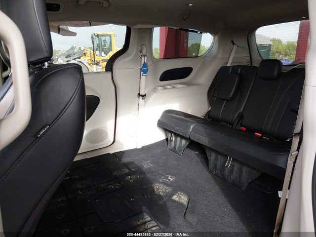 Aukcja sprzedaży 2017 Chrysler Pacifica Touring-l, vin: 2C4RC1BGXHR668663, numer aukcji: 44483493