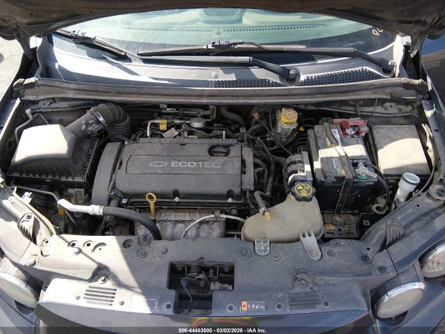 1G1JC5SH2E4106678 Chevrolet Sonic Lt Auto
