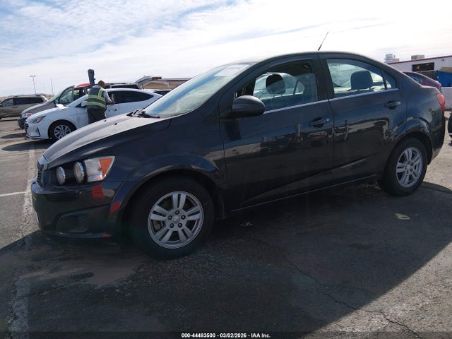 1G1JC5SH2E4106678 Chevrolet Sonic Lt Auto