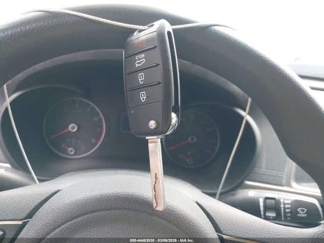 2018 Kia Optima Lx მანქანა იყიდება აუქციონზე, vin: KNAGT4L30J5205399, აუქციონის ნომერი: 44483530
