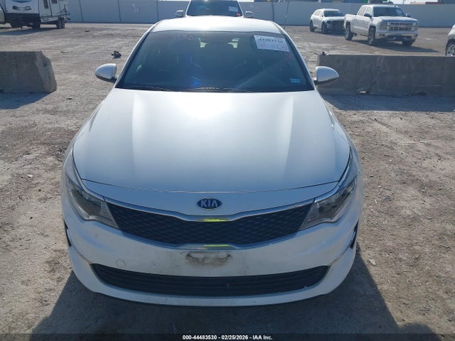 2018 Kia Optima Lx მანქანა იყიდება აუქციონზე, vin: KNAGT4L30J5205399, აუქციონის ნომერი: 44483530