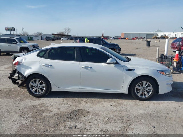 2018 Kia Optima Lx მანქანა იყიდება აუქციონზე, vin: KNAGT4L30J5205399, აუქციონის ნომერი: 44483530