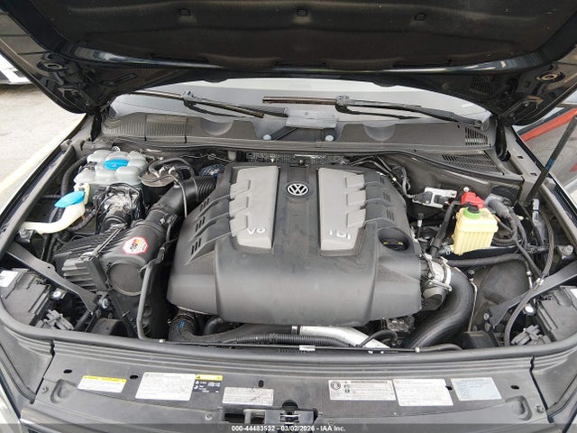 2015 VOLKSWAGEN TOUAREG WVGEP9BP0FD001551 Photo 9
