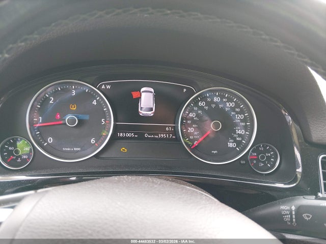 2015 VOLKSWAGEN TOUAREG WVGEP9BP0FD001551 Photo 6